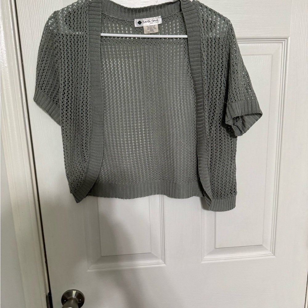Earth Gray Ribbed Shrug Sweater